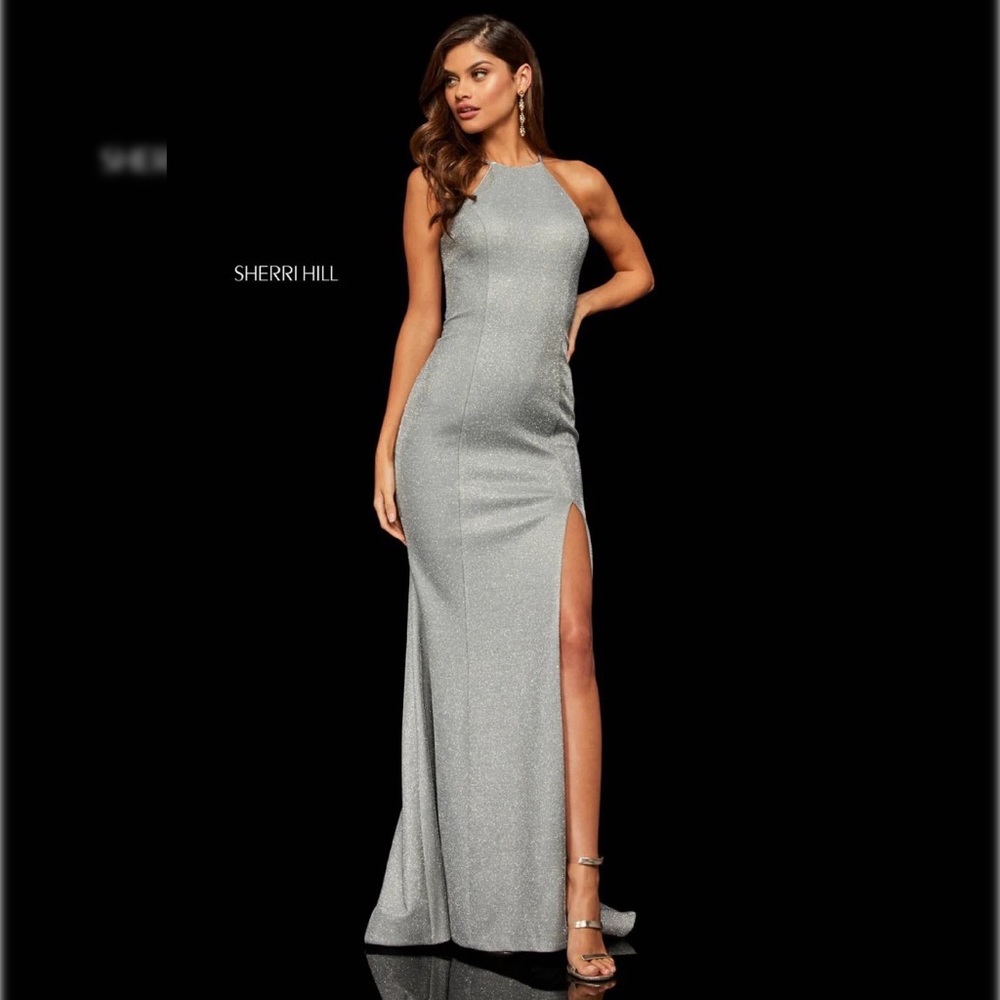 Sherri Hill • glittery silver halter open back dress 52481 sz 0